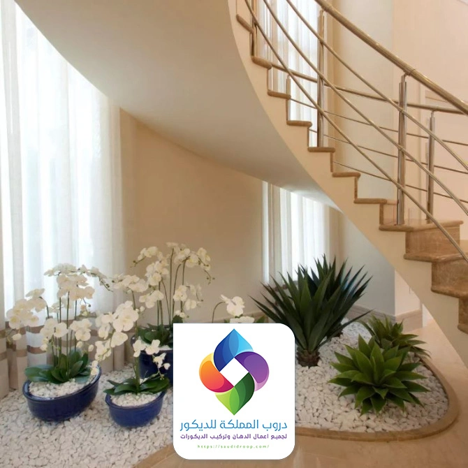 ديكور تحت درج دائري جدة